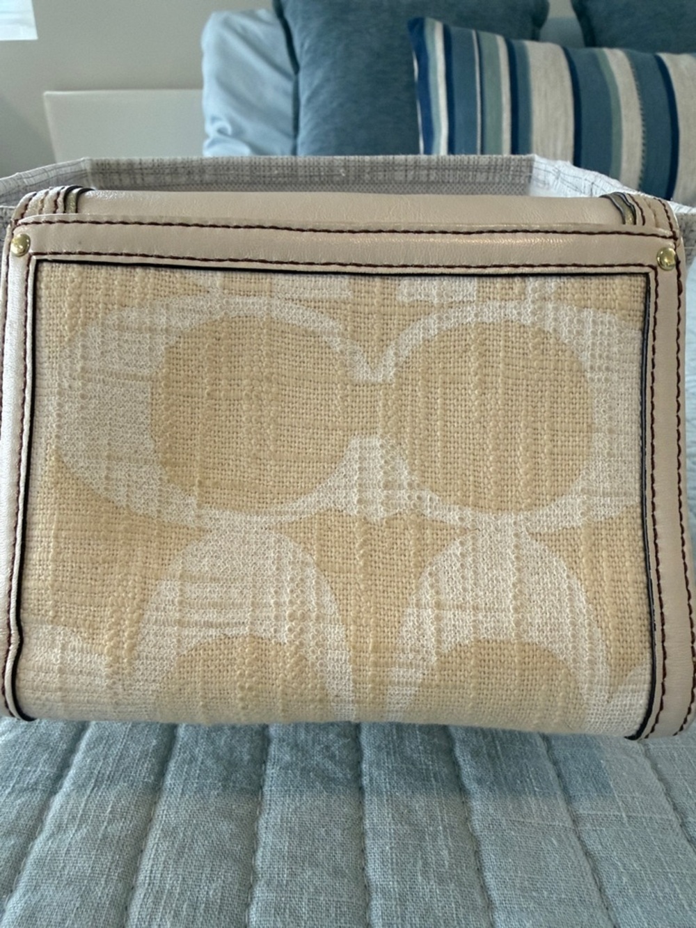 Coach Beige & Cream Canvas Wallet with Gold Buckle - Picture 2 of 6
